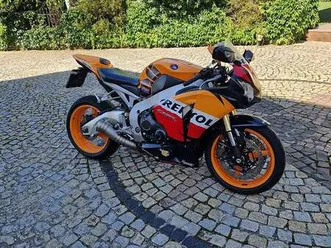 1000 rr fireblade sc59