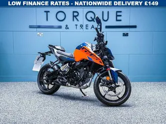 ktm 125 duke naked petrol manual nationwide delivery £149 - 9.9% apr 124 cc