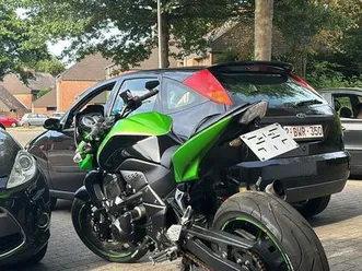 ② kawasaki z750r 2009