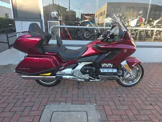 honda gold wing tour abs rosso