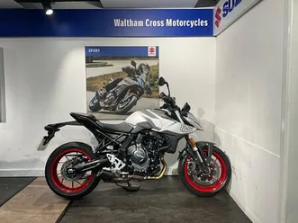 suzuki gsx-8s 800 euro 5 776 cc