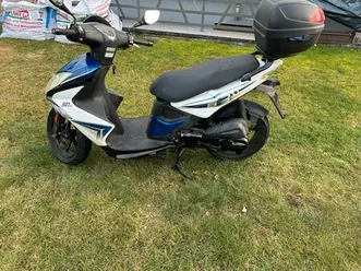 kymco motorroller 45 km/h ( defekt)