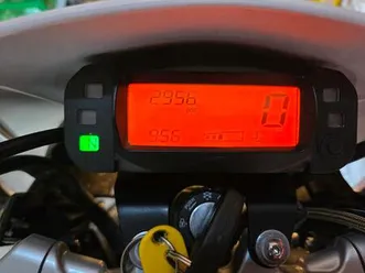 aprilia sx 125 white, weiß