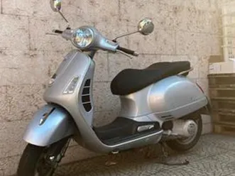 vespa gts 250