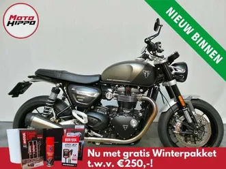 triumph speed twin 1200 zwart