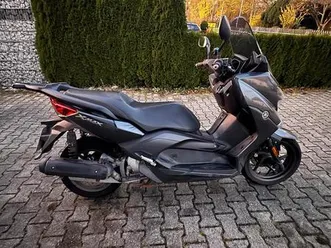 yamaha x-max 125
