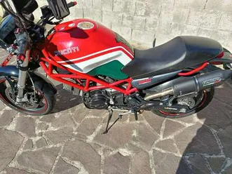 ducati monster 695