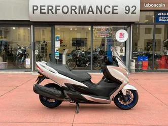 suzuki burgman 400 abs/tc 2024 – gris / 20 000 km – excellent état – révisé & garanti jusqu’en 2029 - burgman burmann an400