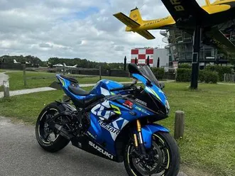 ② suzuki gsxr1000r 2020