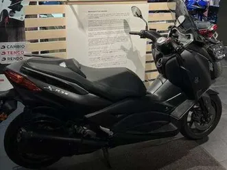 yamaha x-max 300 grigio