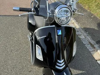 vespa gts 300