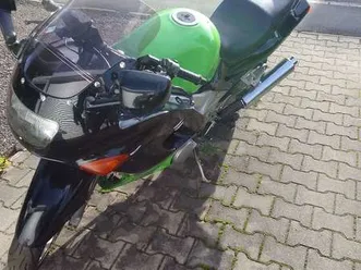 kawasaki zzr 600