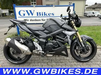 suzuki gsr 750 a abs