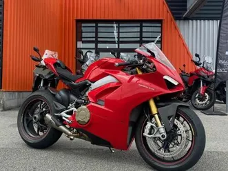 ducati panigale 1103 v4 s