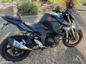 suzuki gsr 750