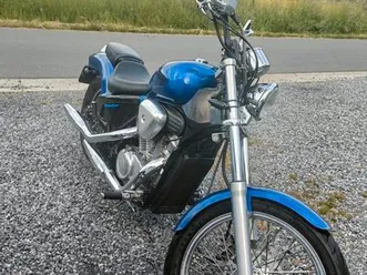 ② honda shadow vt 600