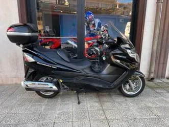 suzuki burgman 400 (2010)