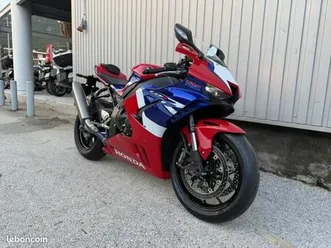 honda cbr cbr 1000 rr-r fireblade garantie 12 mois