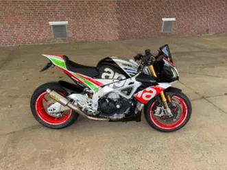 aprilia tuono 1100 factory v4 | superpole | arrow | tft | — motoren | aprilia — marktplaats