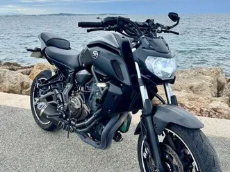 yamaha mt-07 a2 - full black 2019