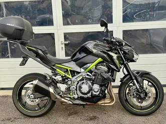 z 900