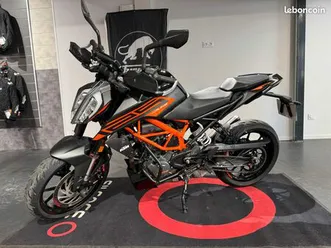 très belle ktm 125 duke 2021 1 ère main révisée 26 890 km garantie 3 mois