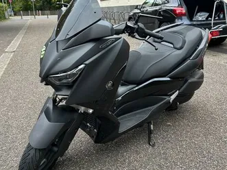 yamaha x-max 300 tech