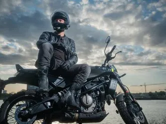 ② motoren husqvarna svartpilen 401