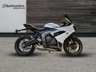 2025 triumph daytona 660 standard twin colour petrol black 6 speed