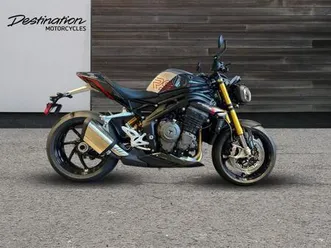 2025 triumph speed triple 1200 rs premium colour petrol red 6 speed