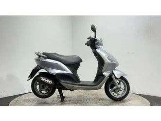 piaggio fly 2008, 18k, 50 cc, 4 stroke, running scooter, spares/repair/project