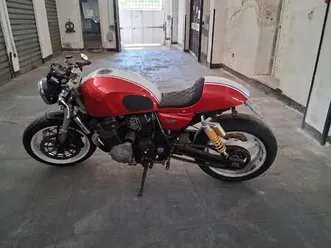 suzuki gsx 1200 rosso