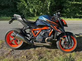 ktm 1290 superduke r 2022 -akrapovic-