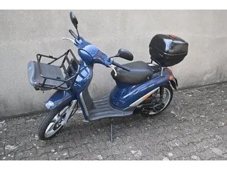 roller piaggio liberty gedrosselt