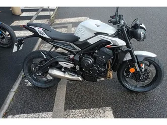 triumph street triple 765 r 2025