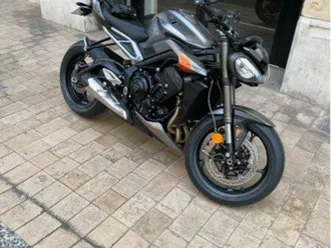 triumph street triple 765 rs