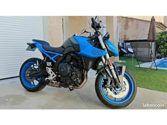 suzuki gsx 8s 2024 bleu