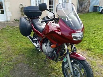 yamaha. 900 diversion