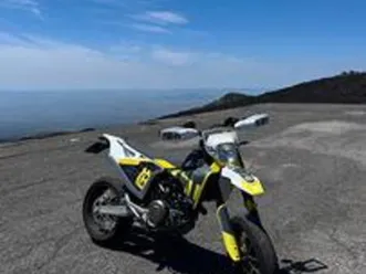 husqvarna 701 supermoto 2021