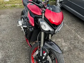 triumph street triple 765 rs