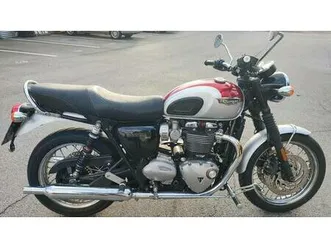 triumph bonneville t120 red silver