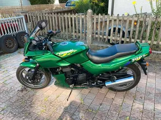 kawasaki gpz 500 s