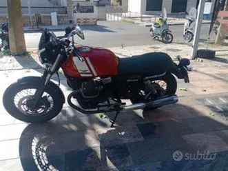 moto guzzi v7 ii special