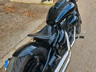 suzuki intruder m800 bobber