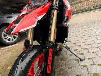ducati hypermotard 698