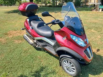scooter piaggio mp3 400