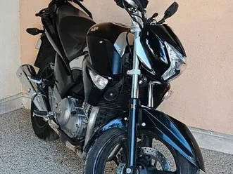 suzuki 250 inazuma