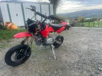 dirt bike homologué 125