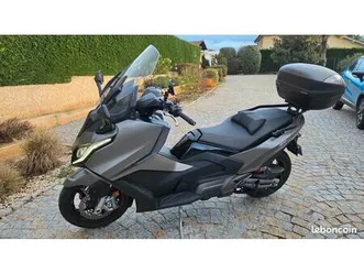 kymco ak 550 premium