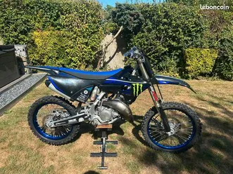 125 yz